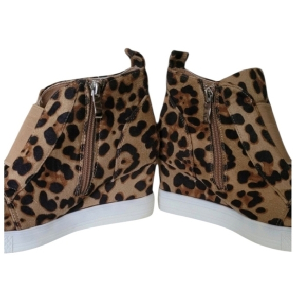 COOGI Leopard Tan and Black Wedge Ankle Booties Size 7.5 - Picture 3 of 13